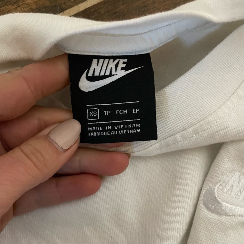 Cropped Nike Tshirt